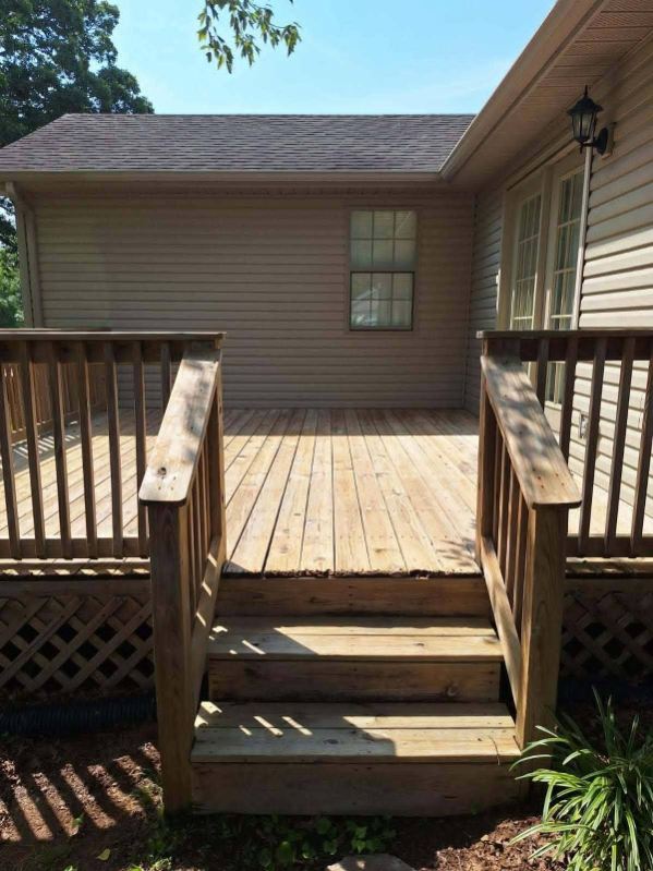 Before and after Deck Cleaning